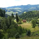 ロッジ вище за хмари