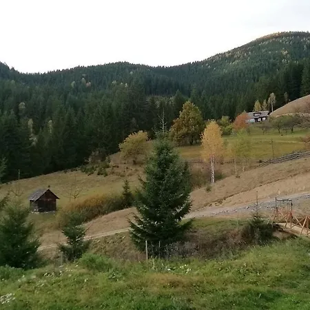 вище за хмари Alojamento de Turismo Selvagem *