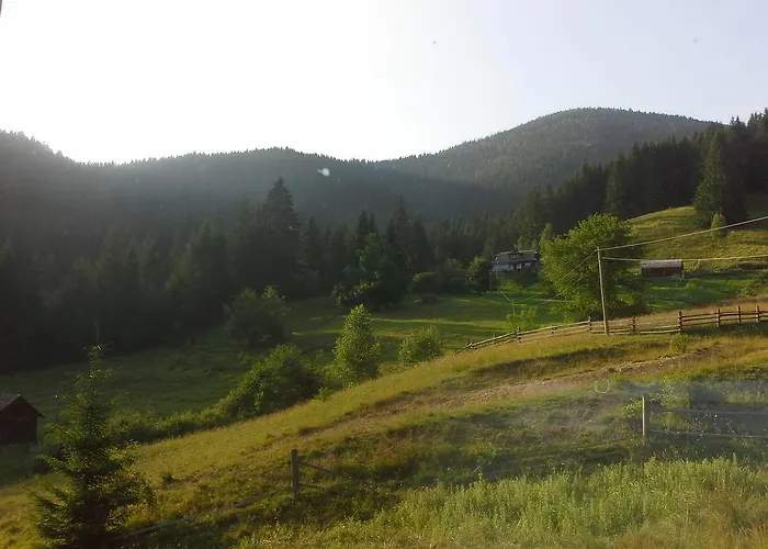 вище за хмари 山林小屋