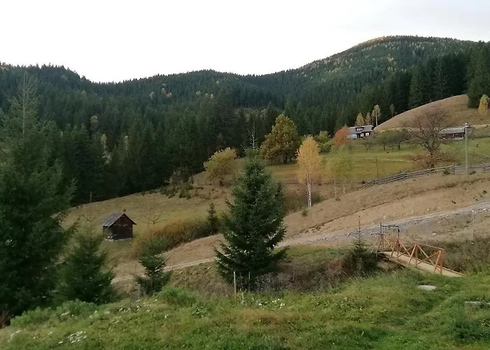 вище за хмари 山林小屋 *
