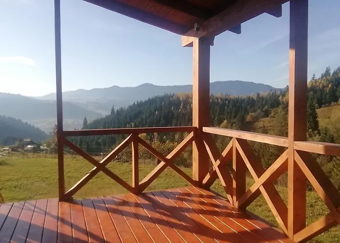 山林小屋 вище за хмари 韦尔霍维纳